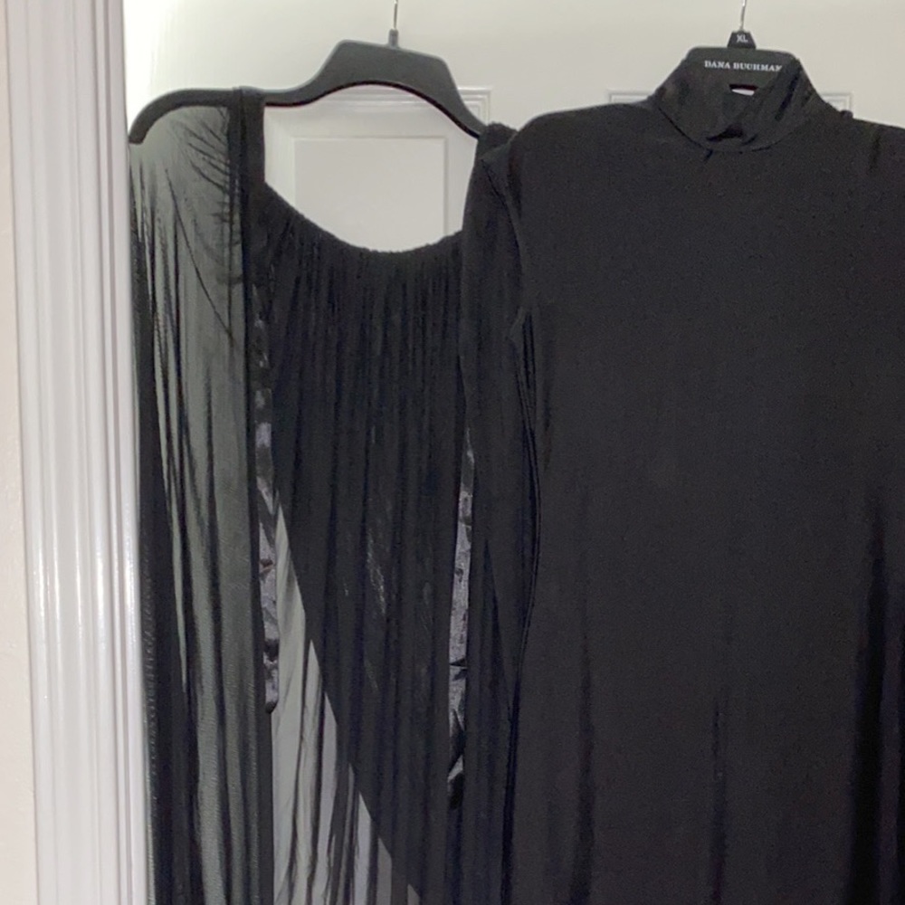 ‼️ Witch’s Costume Hurry So It Be Shipped ‼️ It’s almost time 🦇👀👻